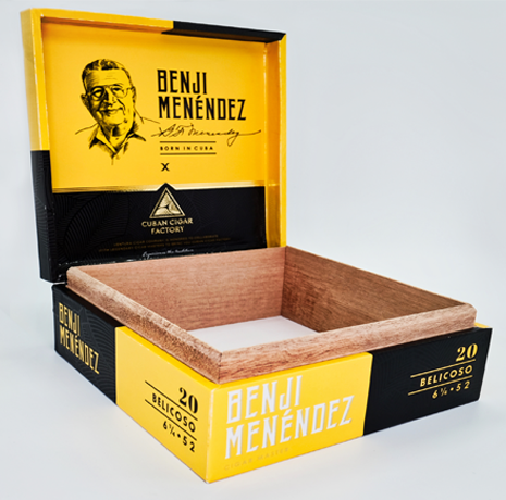Cajas de madera envueltas